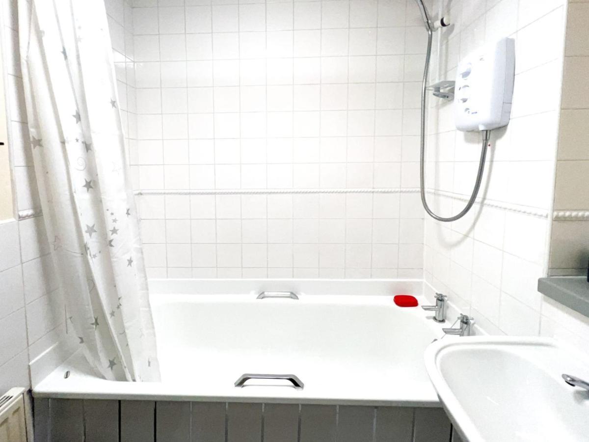 גלאזגו 2 Bedroom - River Clyde Home - Parking מראה חיצוני תמונה