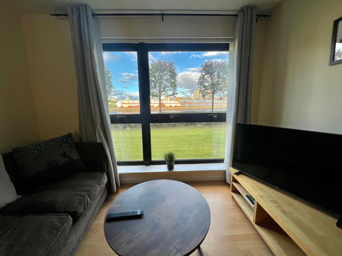 גלאזגו 2 Bedroom - River Clyde Home - Parking מראה חיצוני תמונה