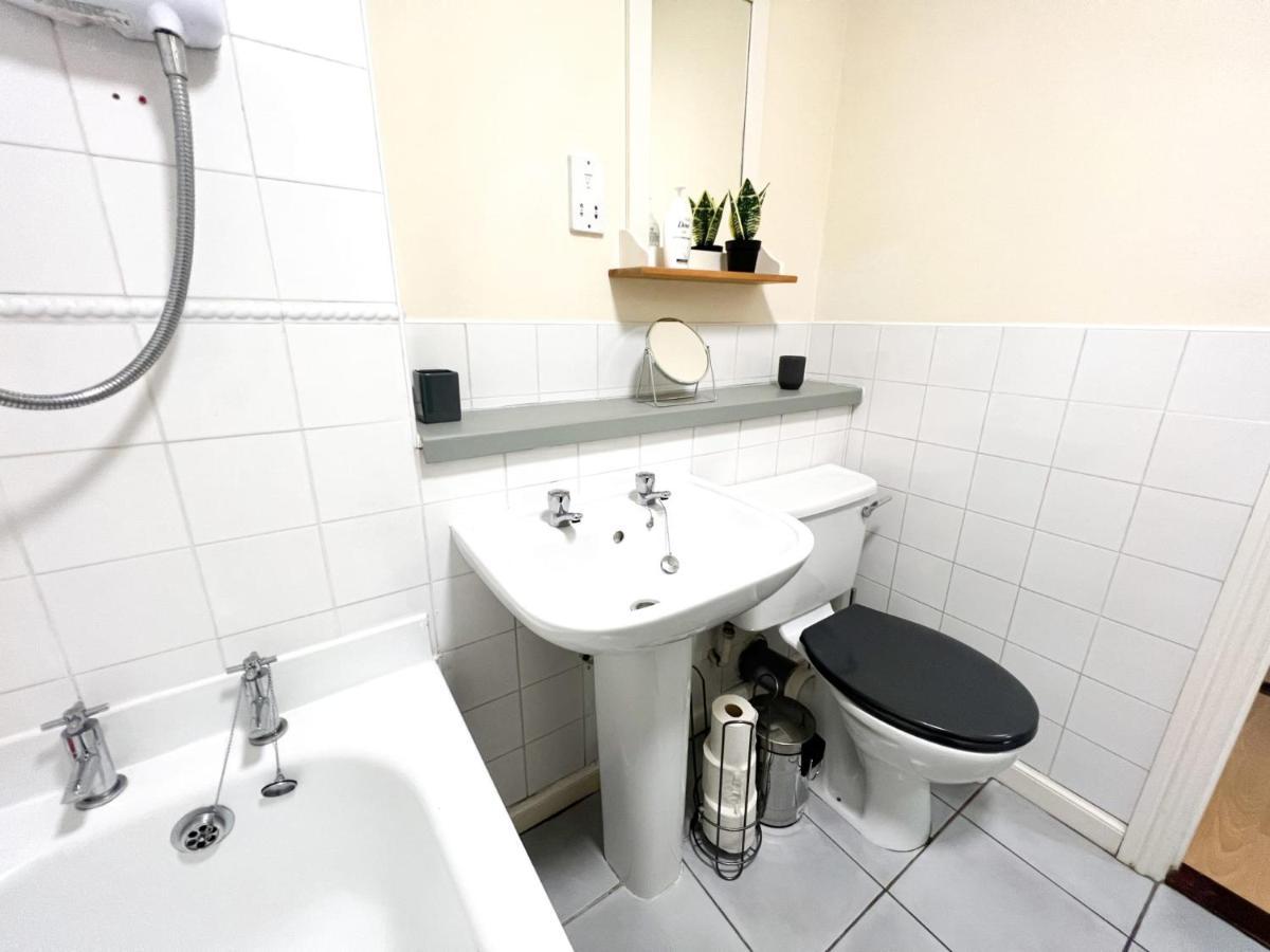 גלאזגו 2 Bedroom - River Clyde Home - Parking מראה חיצוני תמונה